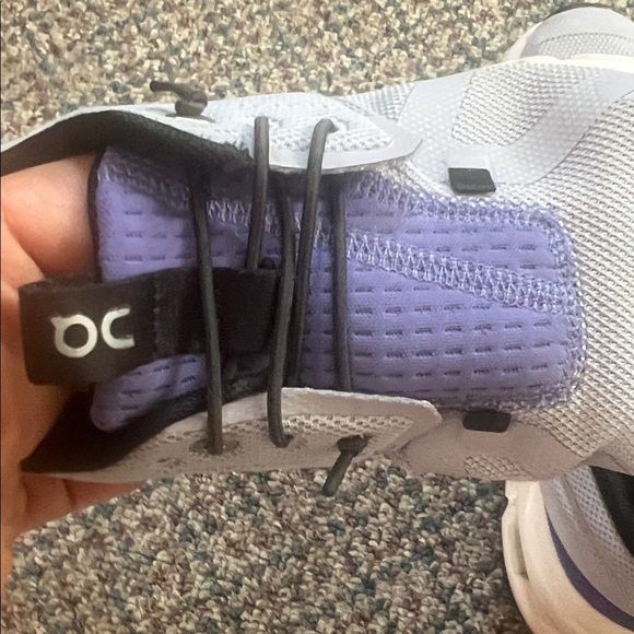 On Running Cloud Sky Big Kids Shoes size 4.5Y - Picture 10 of 11